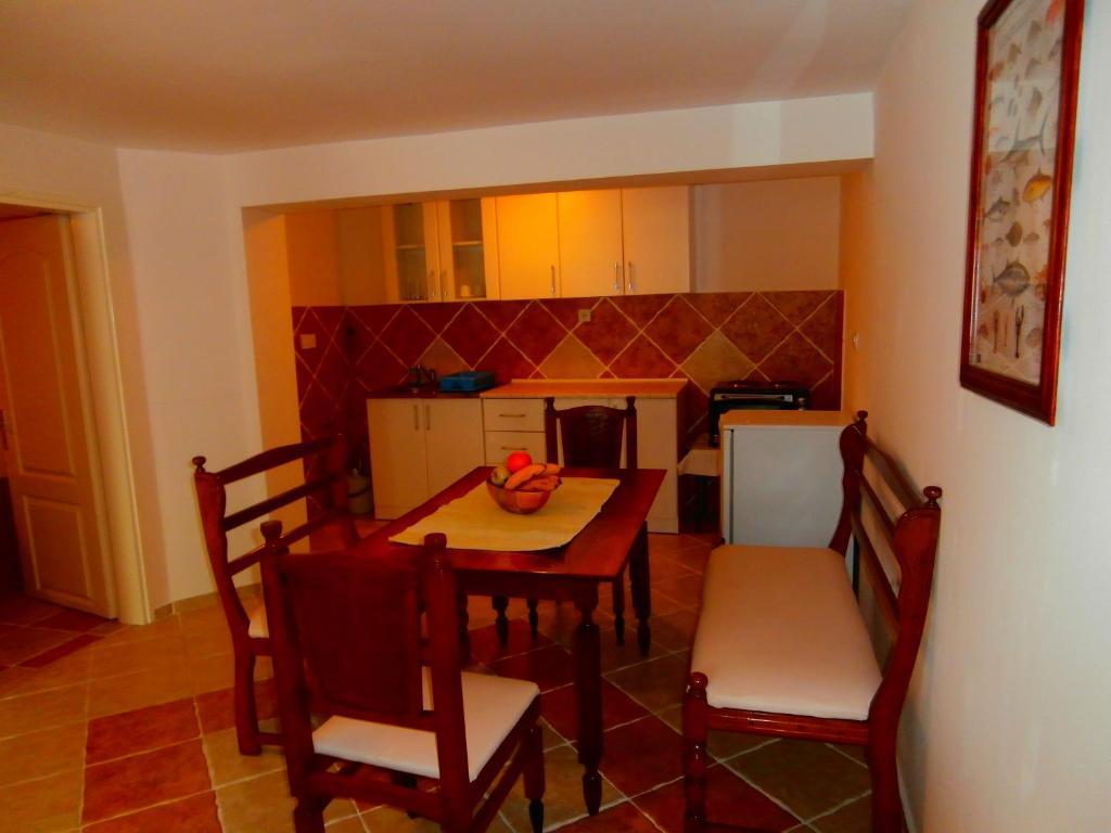 Apartments Pejanovic Kotor Quarto foto